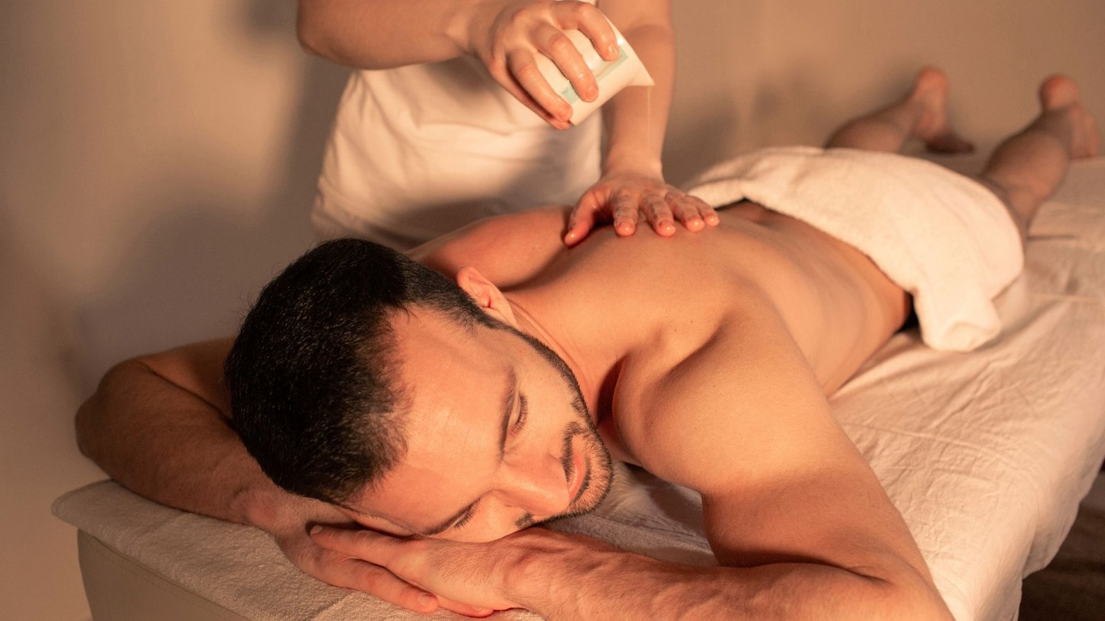 Indian Massage in Ajman: A Traditional Approach to Relaxation